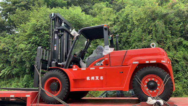 內(nèi)燃叉車動力不足？機(jī)油要保養(yǎng)！